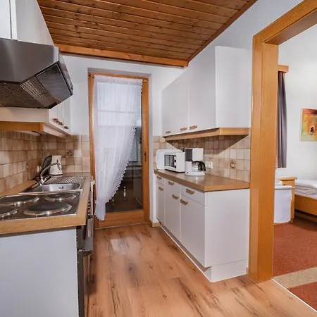 Sailer Apartment *